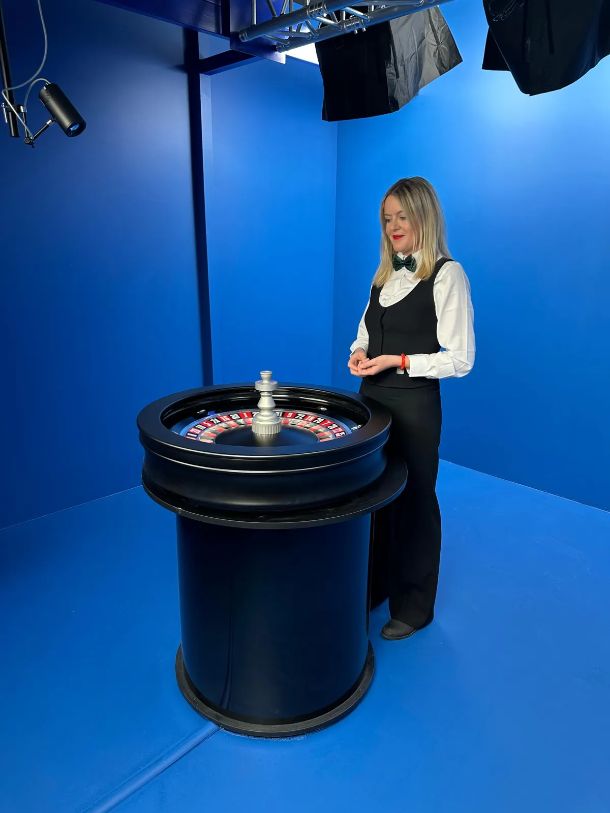 Dealer at a Betandeal Games roulette table in the Spanish studio